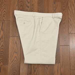{Vineyard Vines} khaki performance pants, 40 x 32